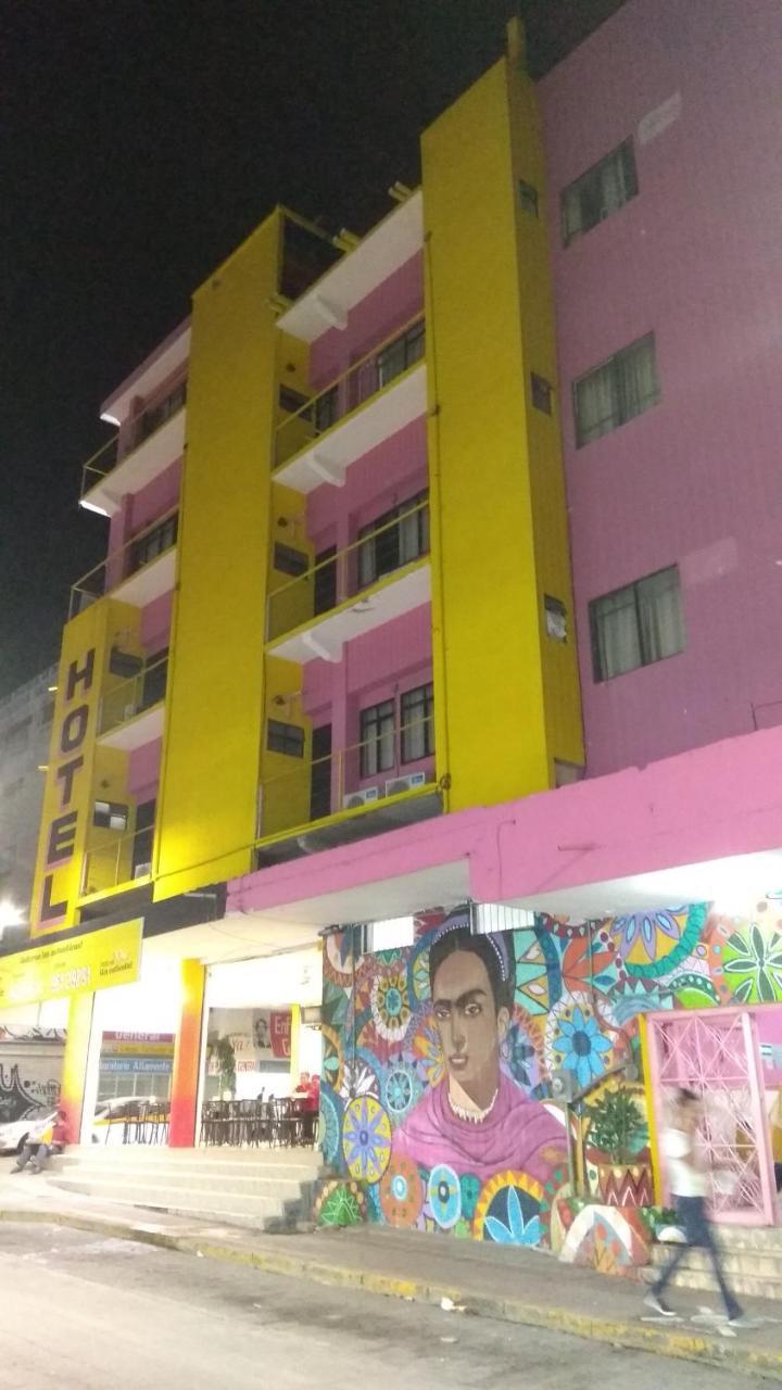 Hotel Frida Khalo 图斯特拉古铁雷斯 外观 照片